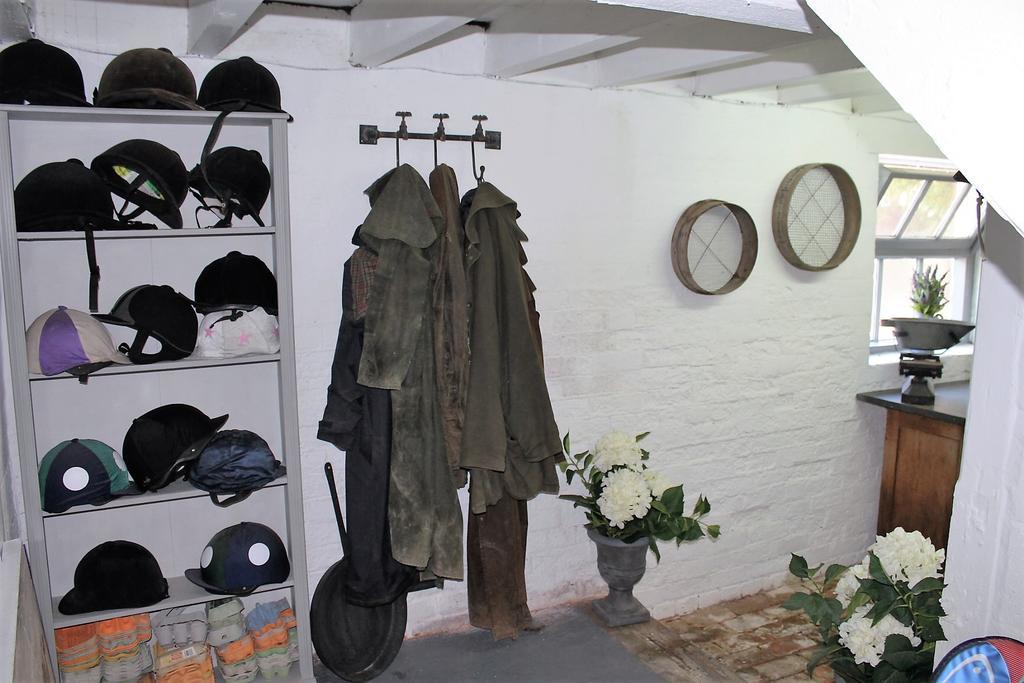 The Jockey Room Hideaway Spurstow Kültér fotó